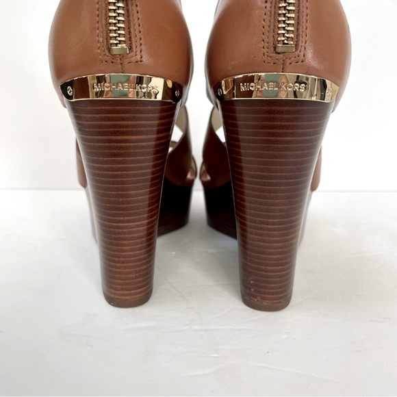 Michael Kors Elena Stacked Leather Wedge Size 8 - Picture 12 of 15